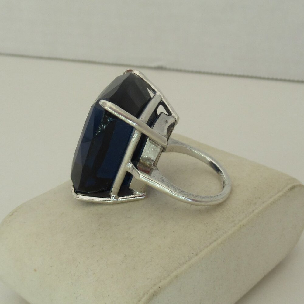 Vintage Sterling Silver Large Blue Treated Stone 16 carat Size 7 Cocktail Ring - Picture 8 of 12